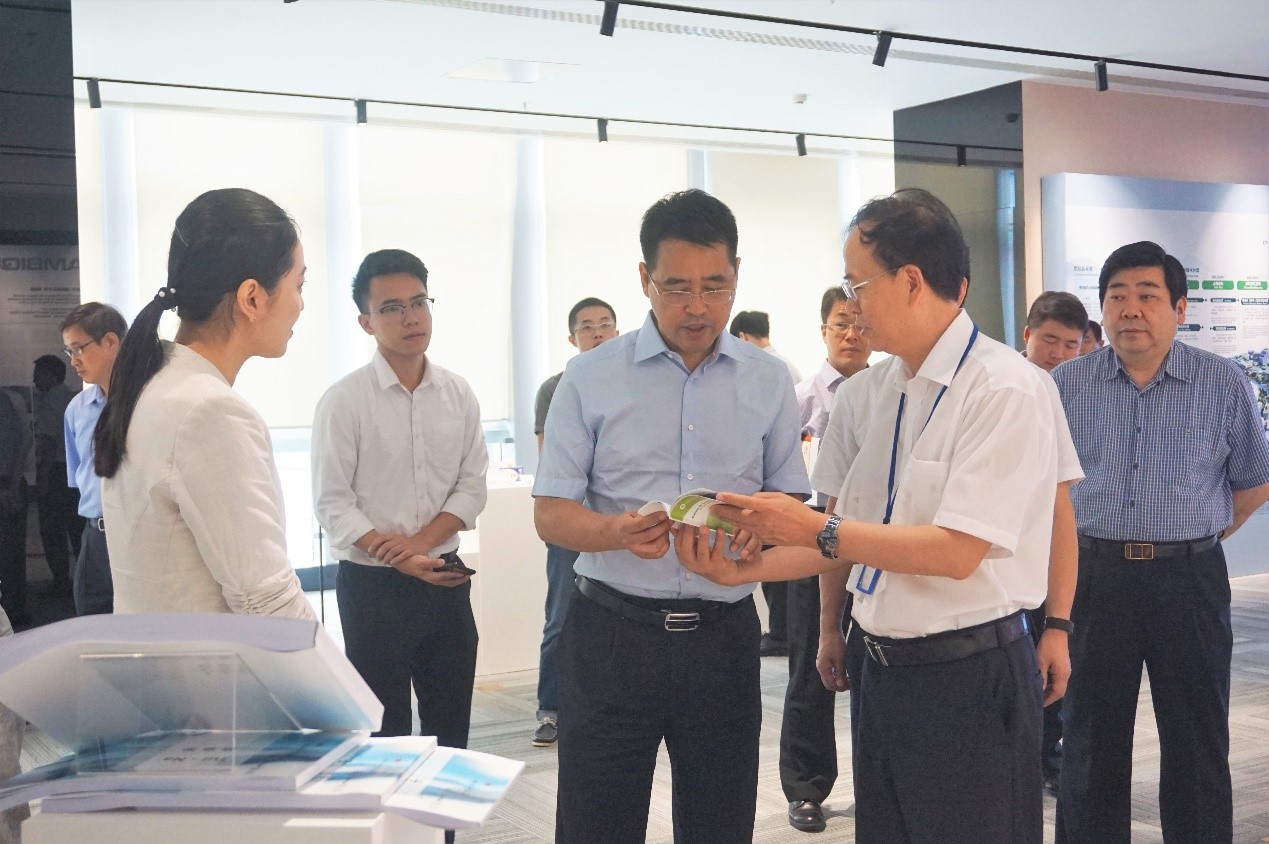 中央改革办经济局副局长王兰军及中央改革办督察组一行来访产业园